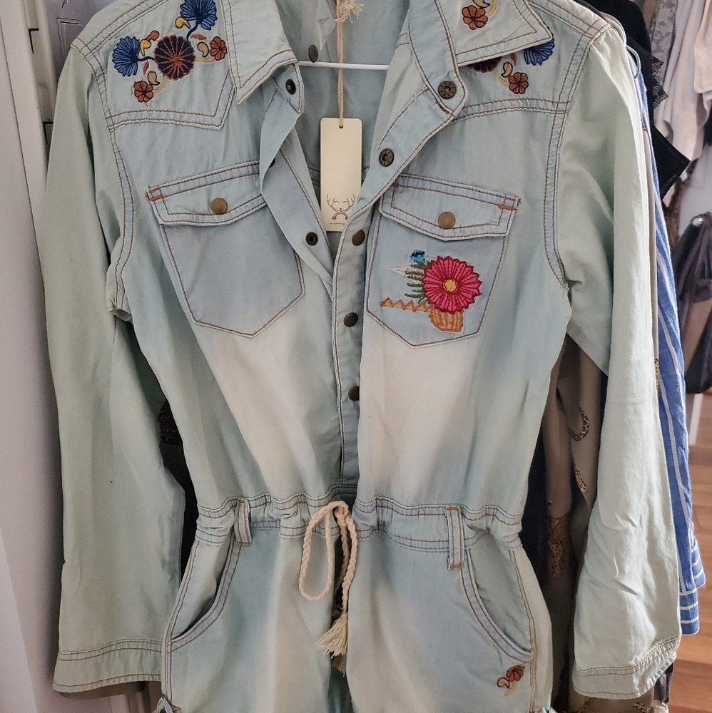 Spell romper M size